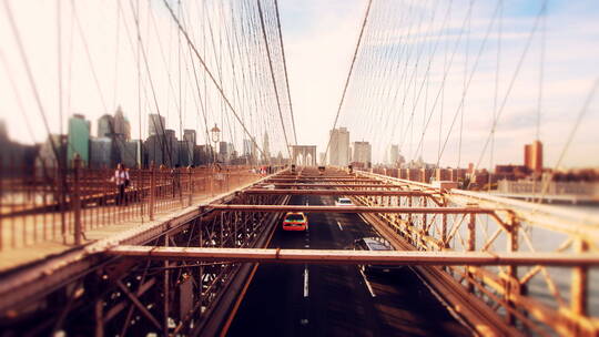 布鲁克林大桥上的车流延时拍摄