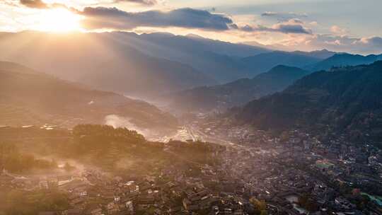 贵州黔东南苗族西江千户苗寨航拍日出朝霞