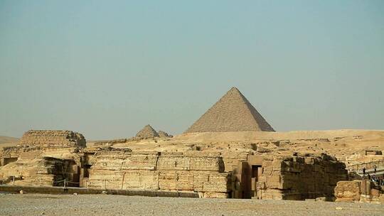 埃及开罗的金字塔群