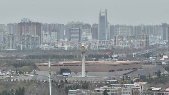 高清航拍春天油菜花城市边田野空镜定鼎门