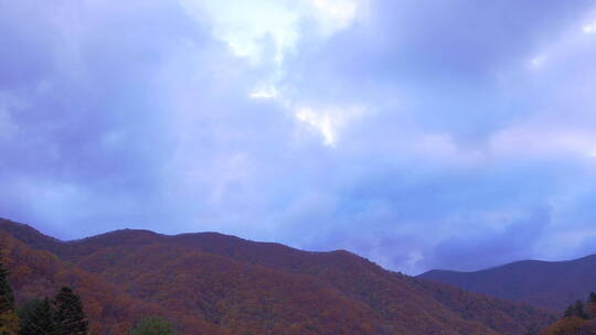 韩国五台山秋景 山峰红叶 耶稣光视频素材模板下载