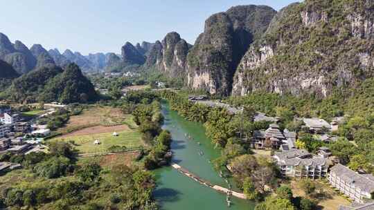 广西桂林阳朔山水遇龙河竹筏漂流航拍