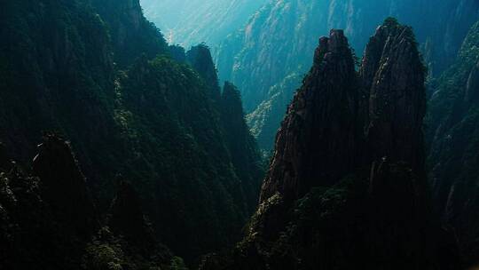 黄山的西海大峡谷