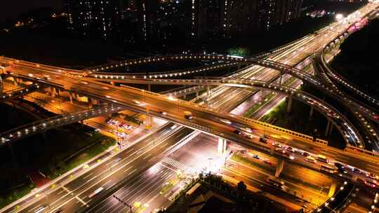 城市立交桥车辆车流夜景延时摄影