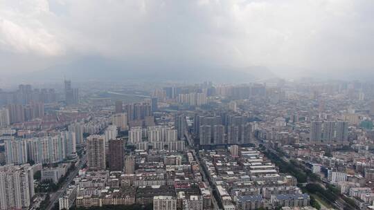 航拍福建莆田城市暴雨来袭