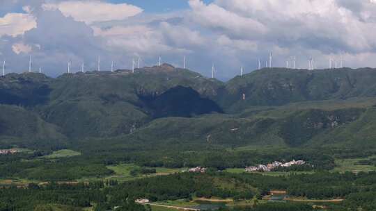 风力发电大山风车发电新能源风能美丽乡村