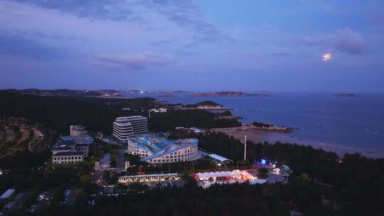 航拍月光下的福建平潭岛坛南湾平潭岛夜景