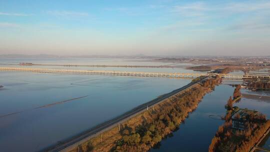 江苏省南京市石臼湖特大桥日落航拍视频素材模板下载