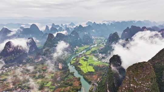 桂林喀斯特地貌阳朔风光雨后云海风光