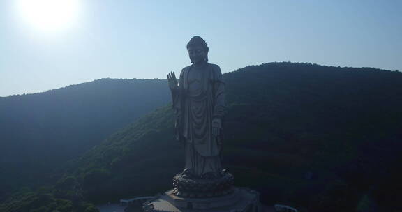 旅游景区 航拍灵山大佛全身光线 左转 日