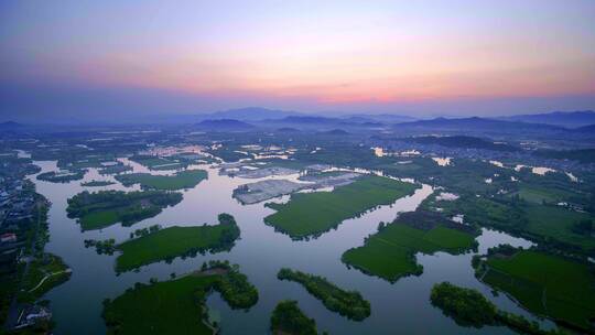 航拍夕阳下诸暨著名景点白塔湖国家湿地公园