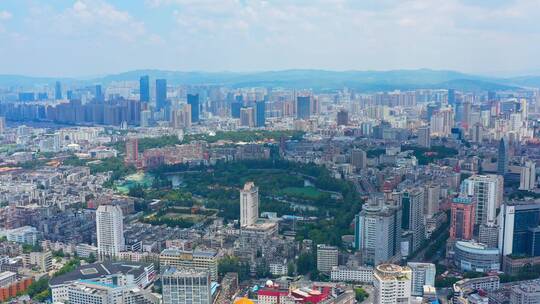 昆明欢乐一号城楼顶航拍昆明城市风光