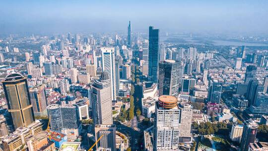 中国江苏南京紫峰大厦和城市天际线航拍风光