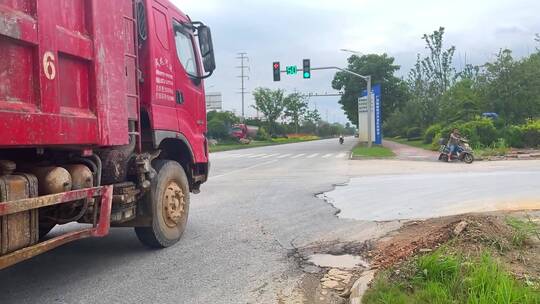 车 慢镜头 卡车 轮胎 生活