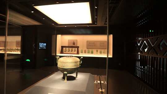 深圳博物馆古代艺术馆青铜器展视频素材模板下载