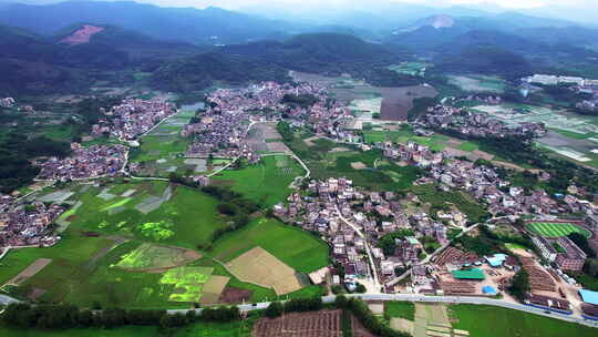 广东清远市佛冈县龙山镇上岳古村落航拍4K