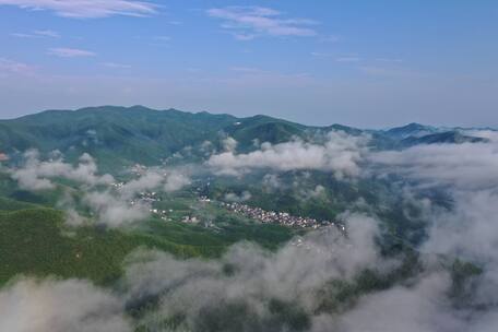 莫干山仙潭村云海俯视全景