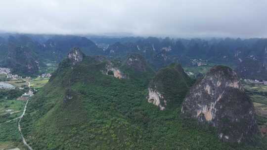 中国广西桂林市阳朔县月亮山