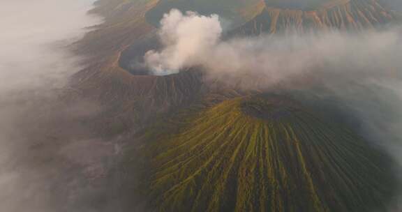 航拍印尼Bromo火山