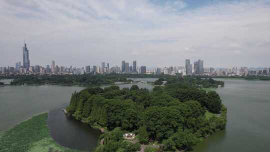 江苏南京玄武湖城市天际线航拍