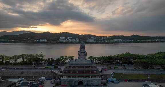 潮州地标潮州古城与广济桥同框日出航拍延时