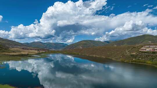 四川省甘孜藏族自治州炉霍县卡萨湖航拍延时