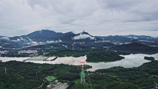 【航拍】深圳梧桐山水库雨后云海