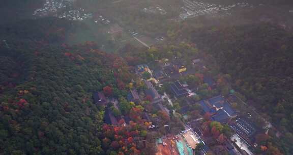 杭州西湖景区飞来峰景区永福寺秋色