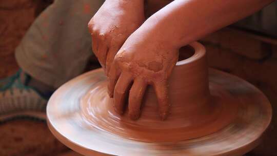 彩陶制作过程及成品展示