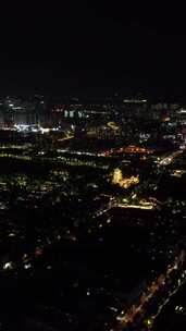 竖版航拍山东济南城市夜景老城区夜景