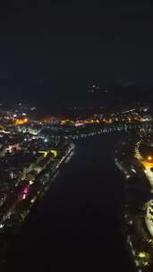 城市河流夜景俯瞰