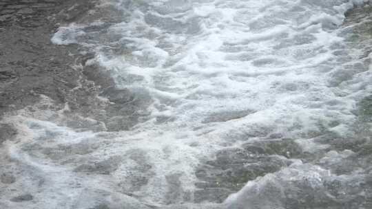 水流湍急 湍急的水流特写 水流特写素材