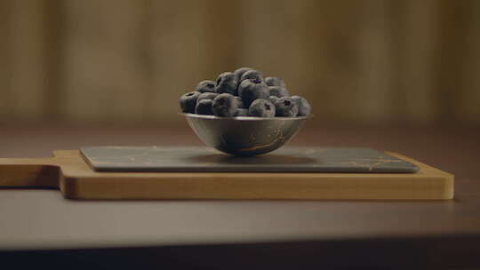 浆果富含维生素和抗氧化营养纯素食品