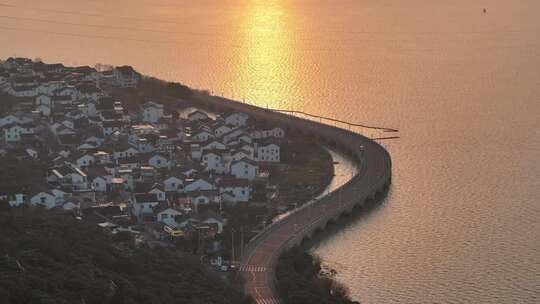 太湖东山岛岱心桥落日美景（航拍素材）