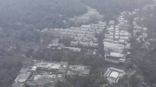 杭州灵隐雪下雪航拍