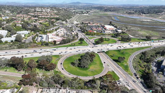加州5号州际公路圣地亚哥高速公路交汇处和视频素材模板下载