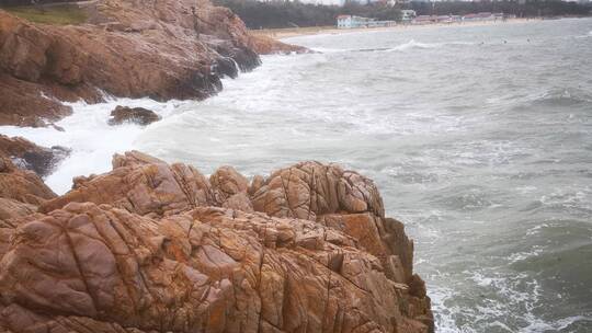 实拍大海海浪沙滩礁石