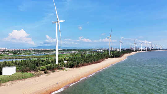 海南东方市鱼鳞洲海边的风车