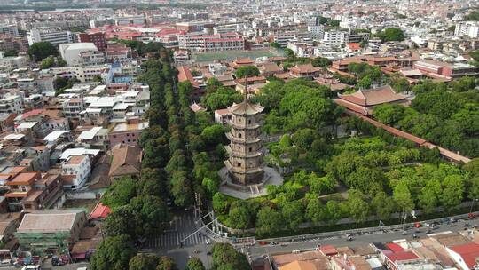 航拍福建泉州古城开元寺古西街钟楼