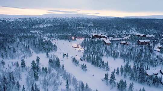 北欧芬兰冬季欧洲雪景看极光罗瓦涅米航拍