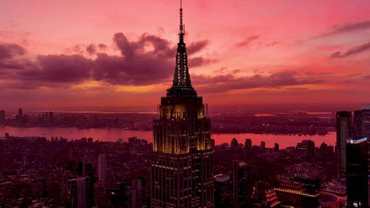 城市航拍纽约帝国大厦摩天大楼日落晚霞视频素材模板下载