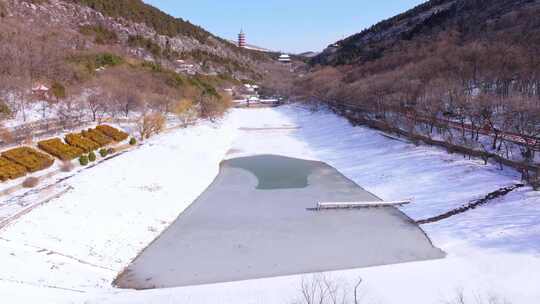 航拍枣庄峄城青檀寺雪景视频素材模板下载