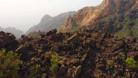 特内里费岛，山，草，岩石