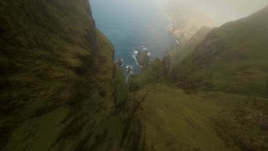 4k风景fpv穿越迷雾拍海上风景