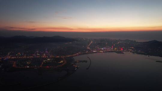 航拍威海的城市灯火与街市夜景合集4K