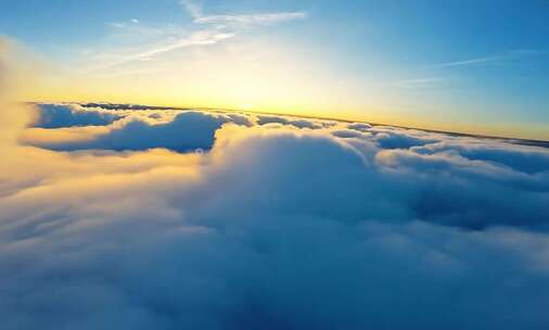 高空俯瞰云海壮丽日出景象