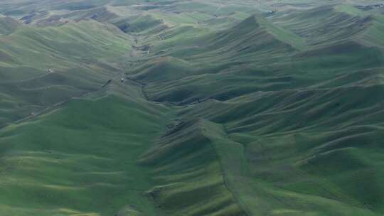 航拍新疆伊犁阿克塔斯草原