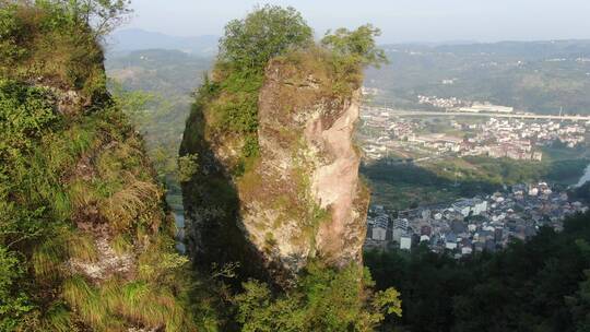 航拍浙江绍兴新昌县穿岩十九峰