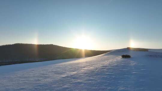 极寒雪原灿烂夕阳唯美日晕