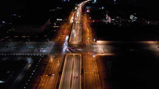 城市道路夜景